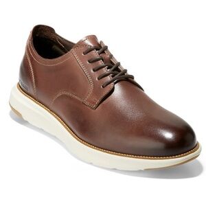 Cole Haan Men's Grand Atlantic Oxford is a casual shoe